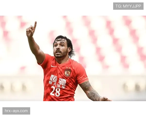 南安普顿官宣高拉特加盟，期待借其状态助球队重返英超正轨