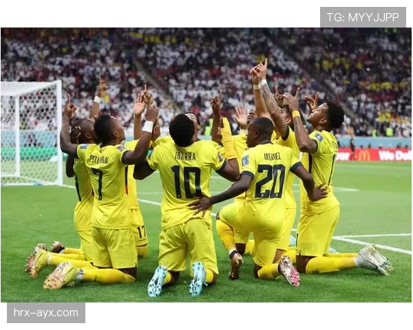 卡塔尔足球联赛争议判罚引热议